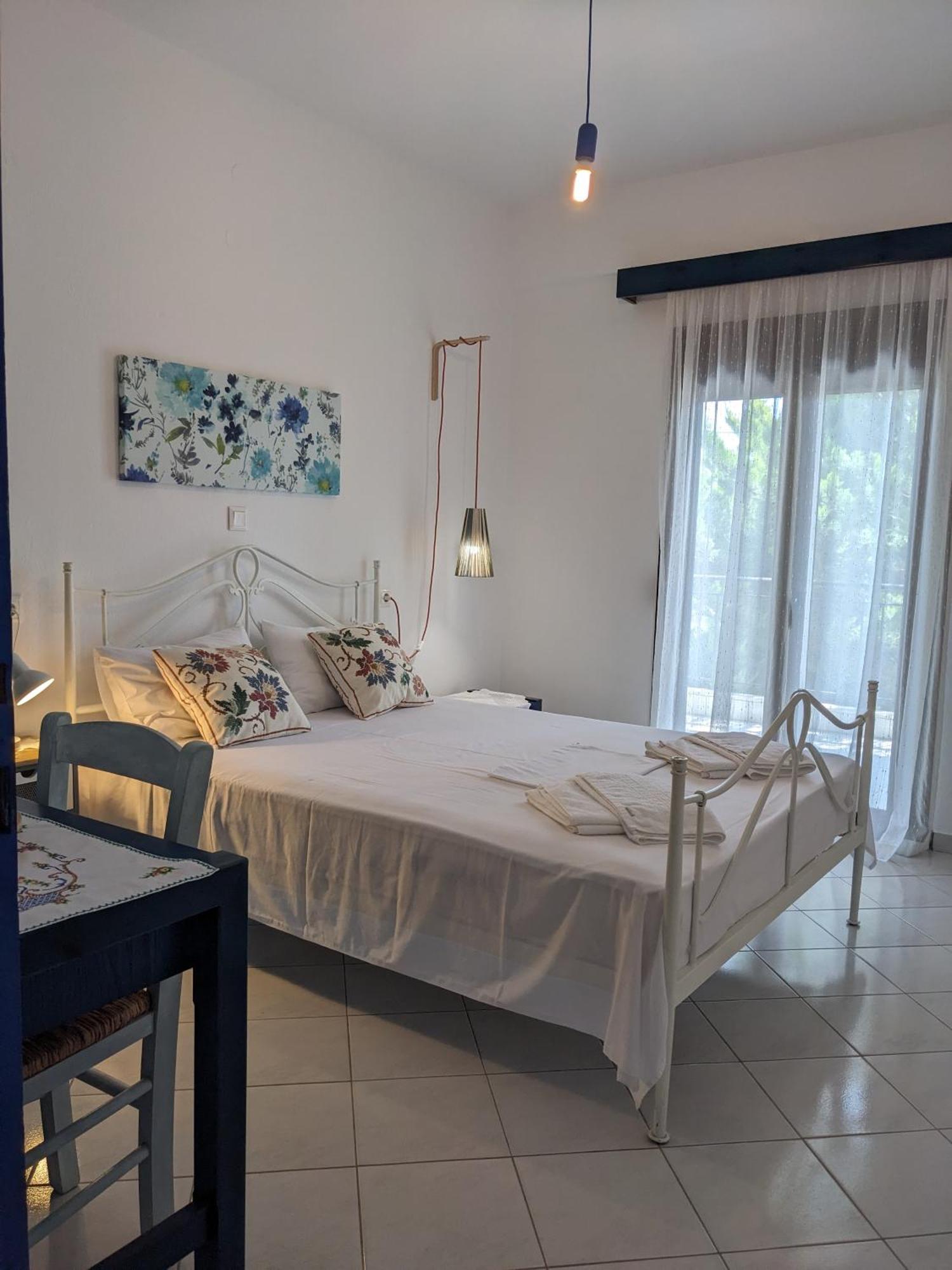 ניקיטי Melina Apartments מראה חיצוני תמונה