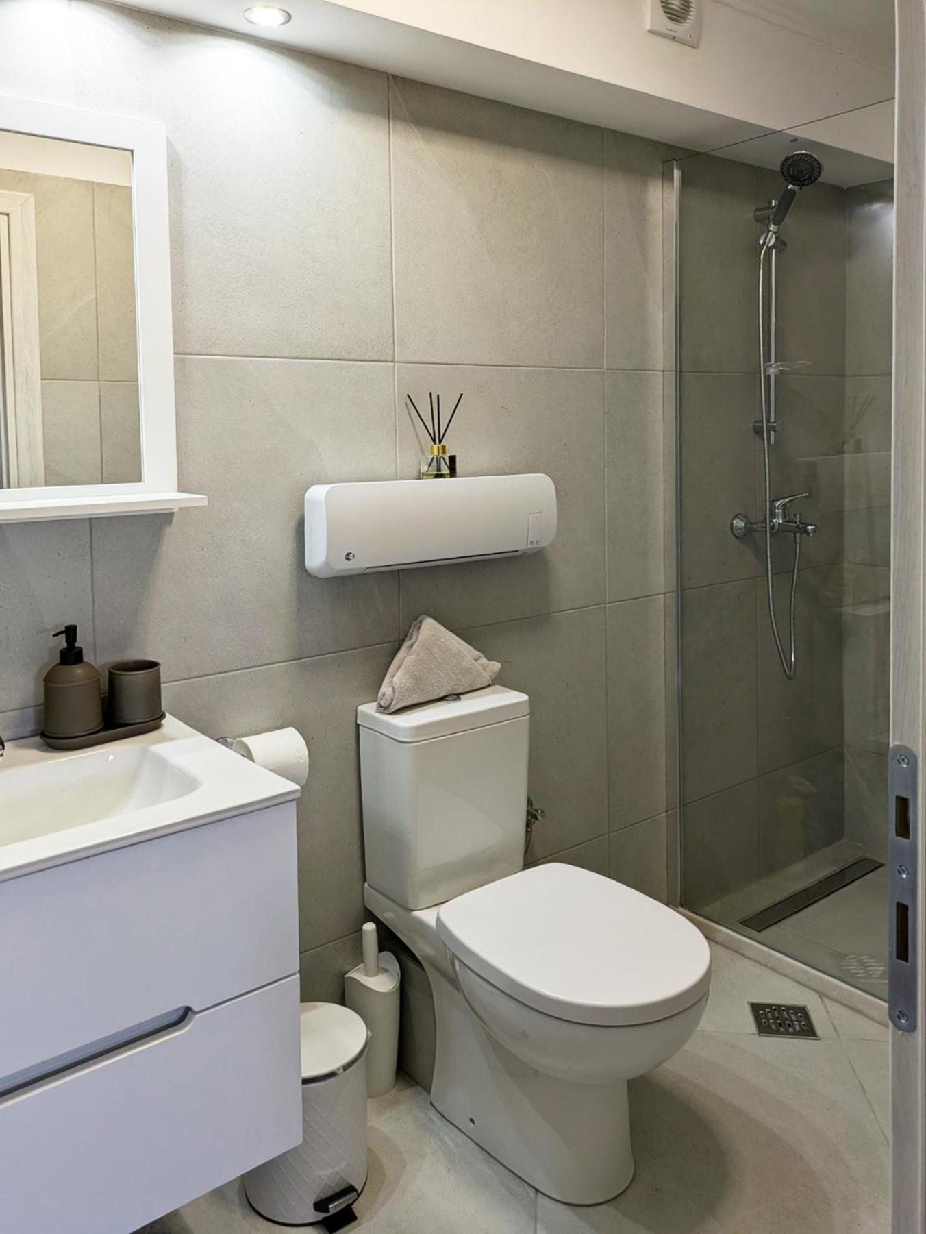 ניקיטי Melina Apartments מראה חיצוני תמונה