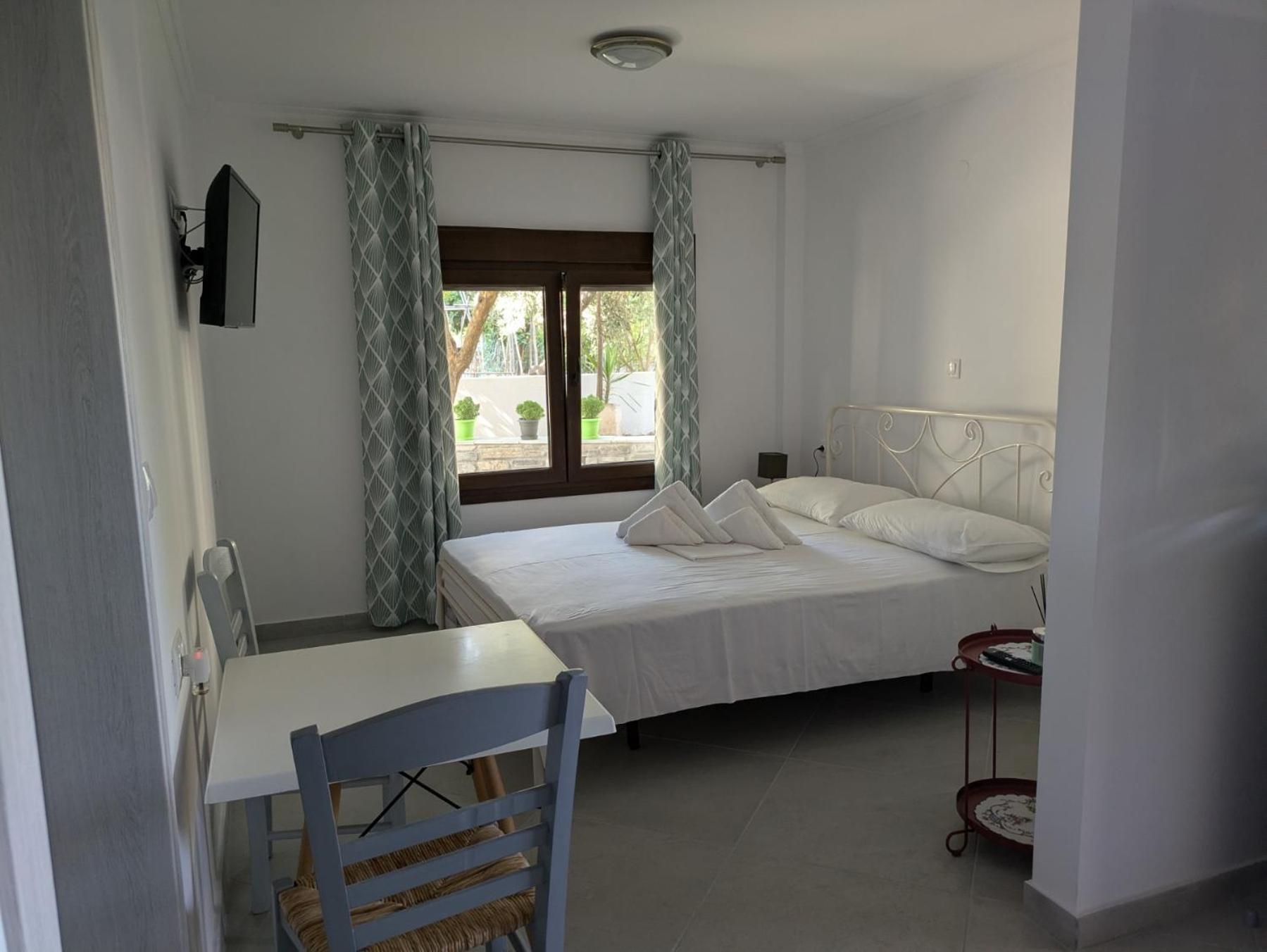 ניקיטי Melina Apartments מראה חיצוני תמונה